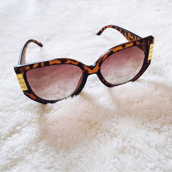 Rosy Tortoise Brown Cat Eye Oversized Sunglasses - Picture 7 of 11